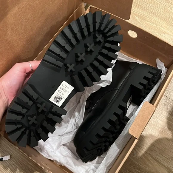 ASOS platforms - Picture 3 of 4